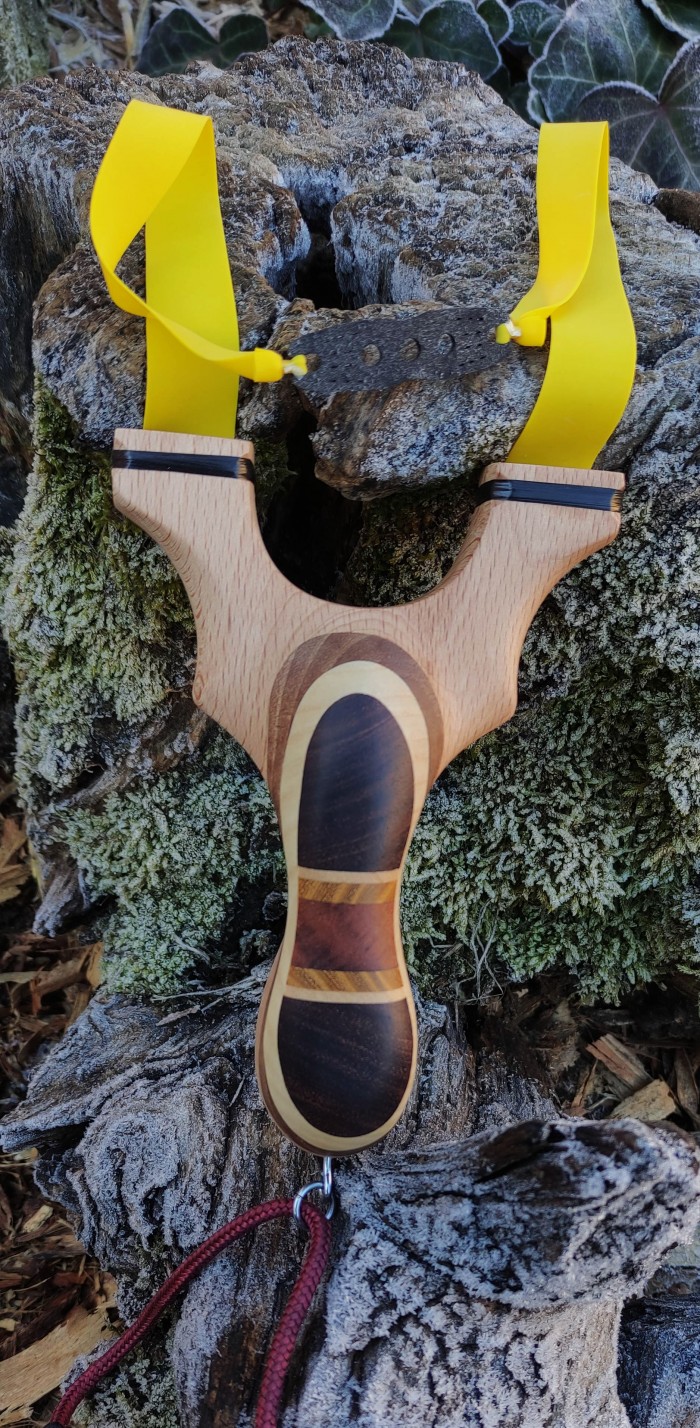 Zana egyedi kézzel készített csúzli! Z027