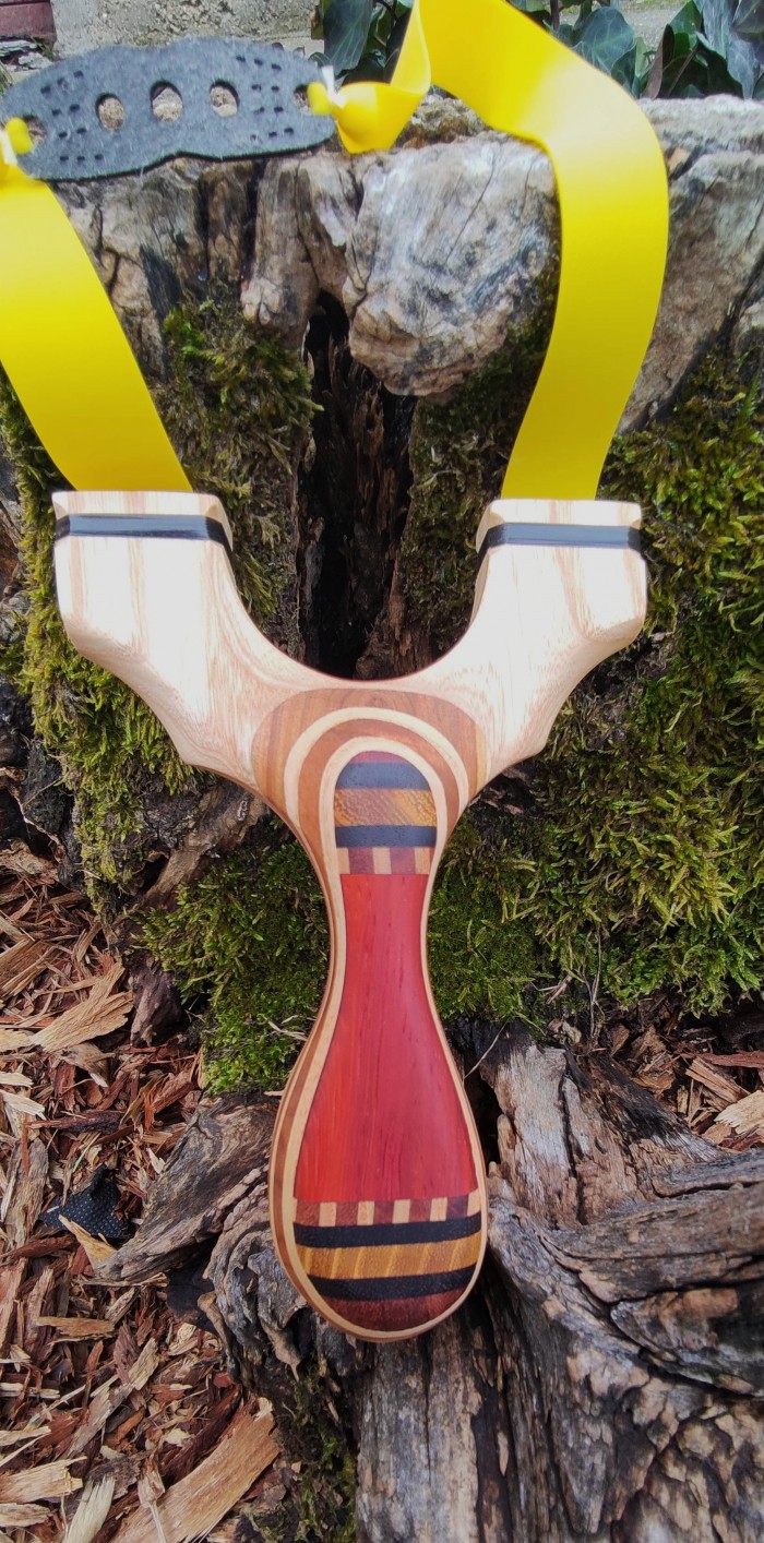 Zana egyedi kézzel készített csúzli! Z019