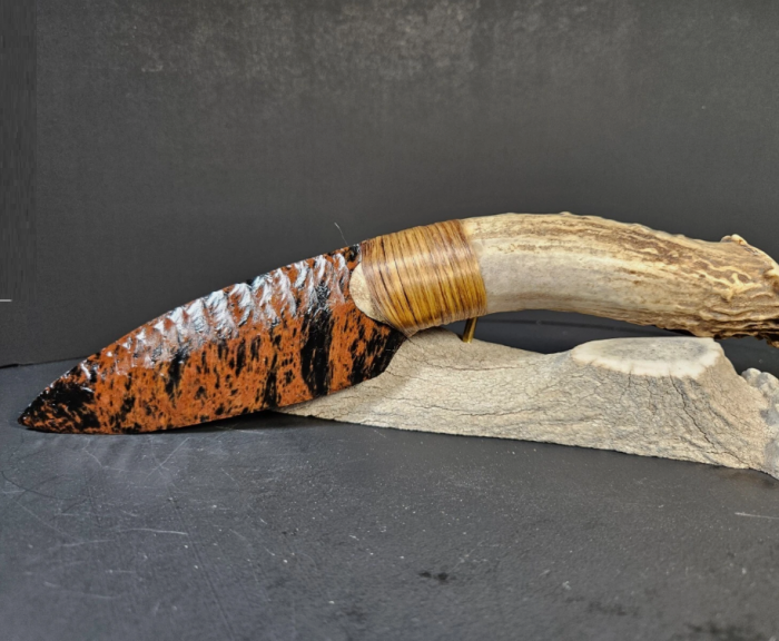 Obszidián Kés Agancs markolattal!