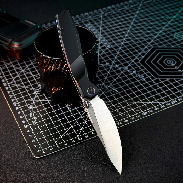FerraMonster Astrome Framelock Ti Black FMR23009C