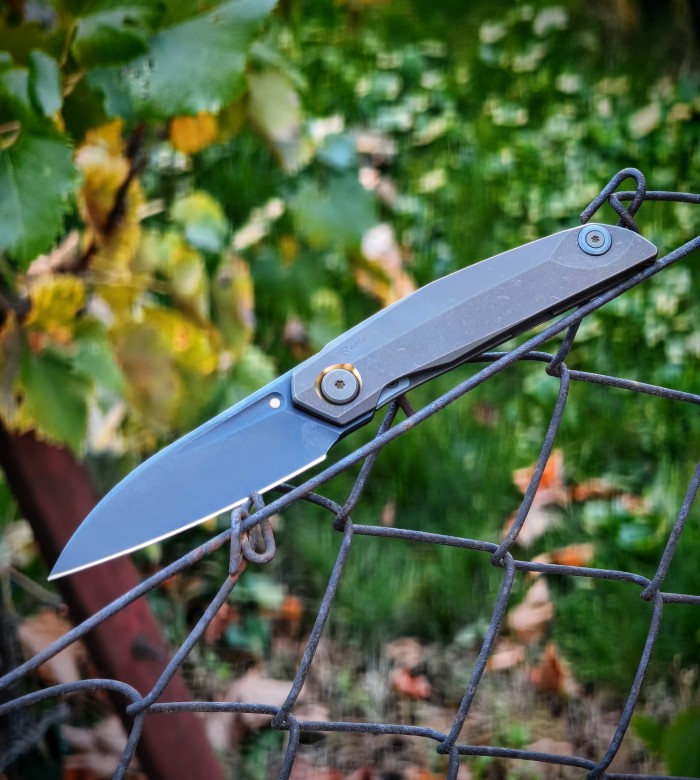 Reate VK Anub Framelock Bronze REA213