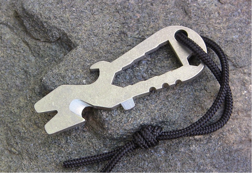 Schrade Key Chain Pry Tool SCHTPT